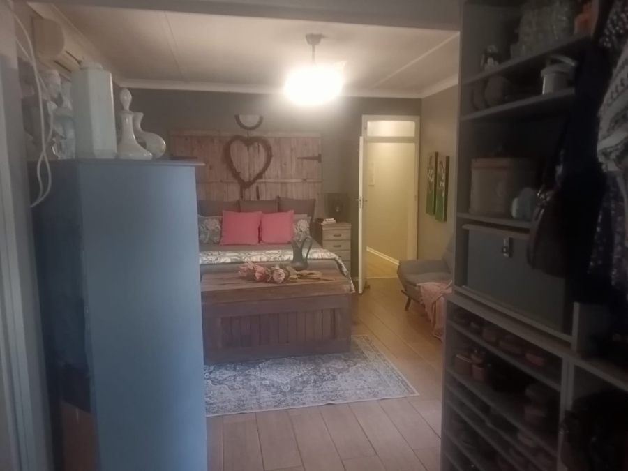 3 Bedroom Property for Sale in Beaconsfield Northern Cape